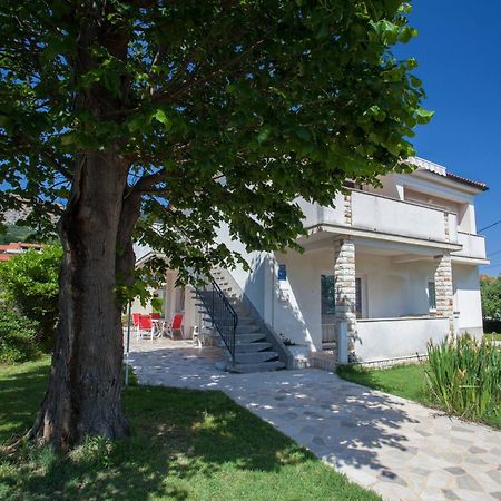 Apartments & Rooms Dekanic Baska  Exterior photo