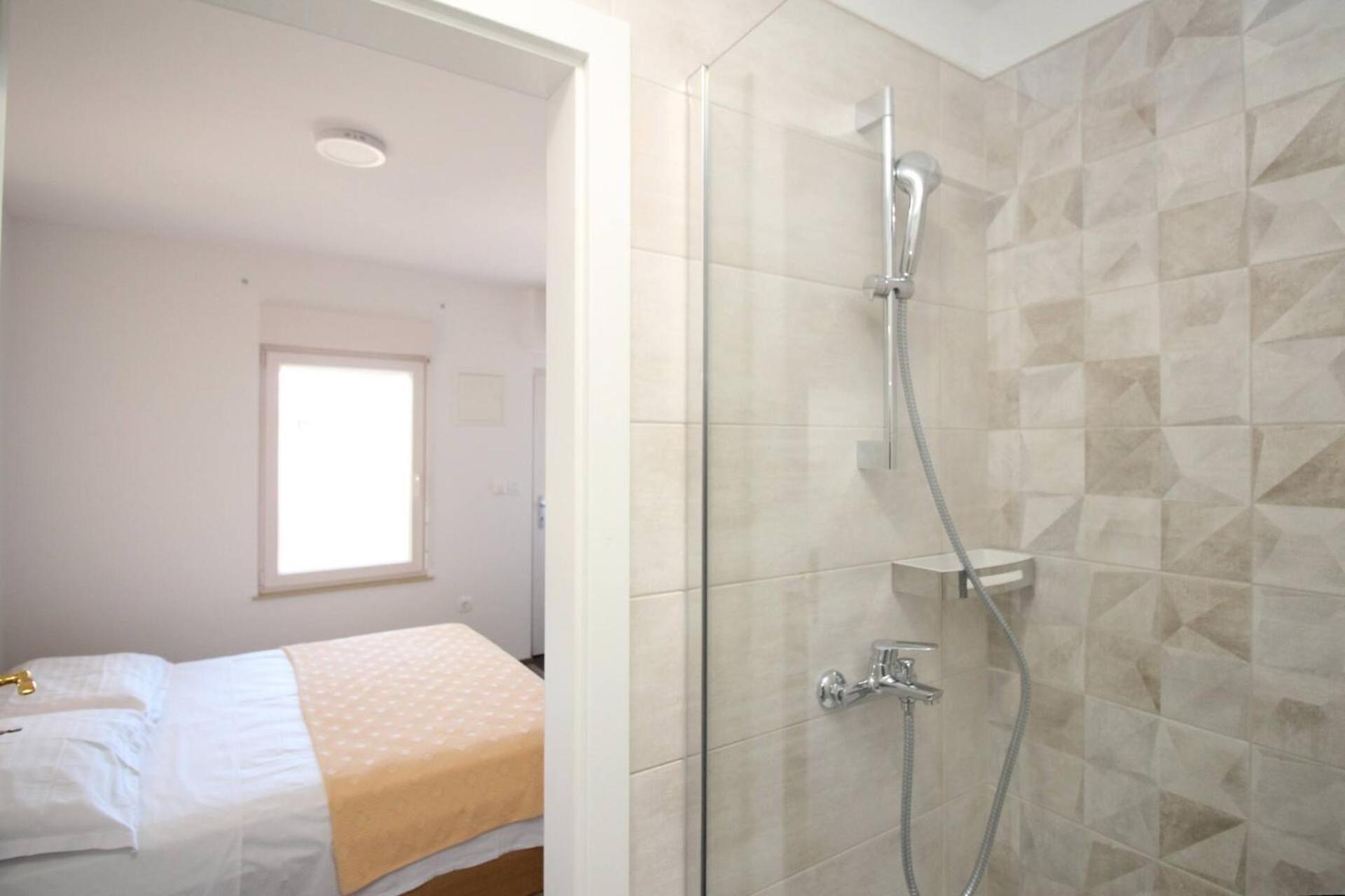 Apartments & Rooms Dekanic Baska  Exterior photo