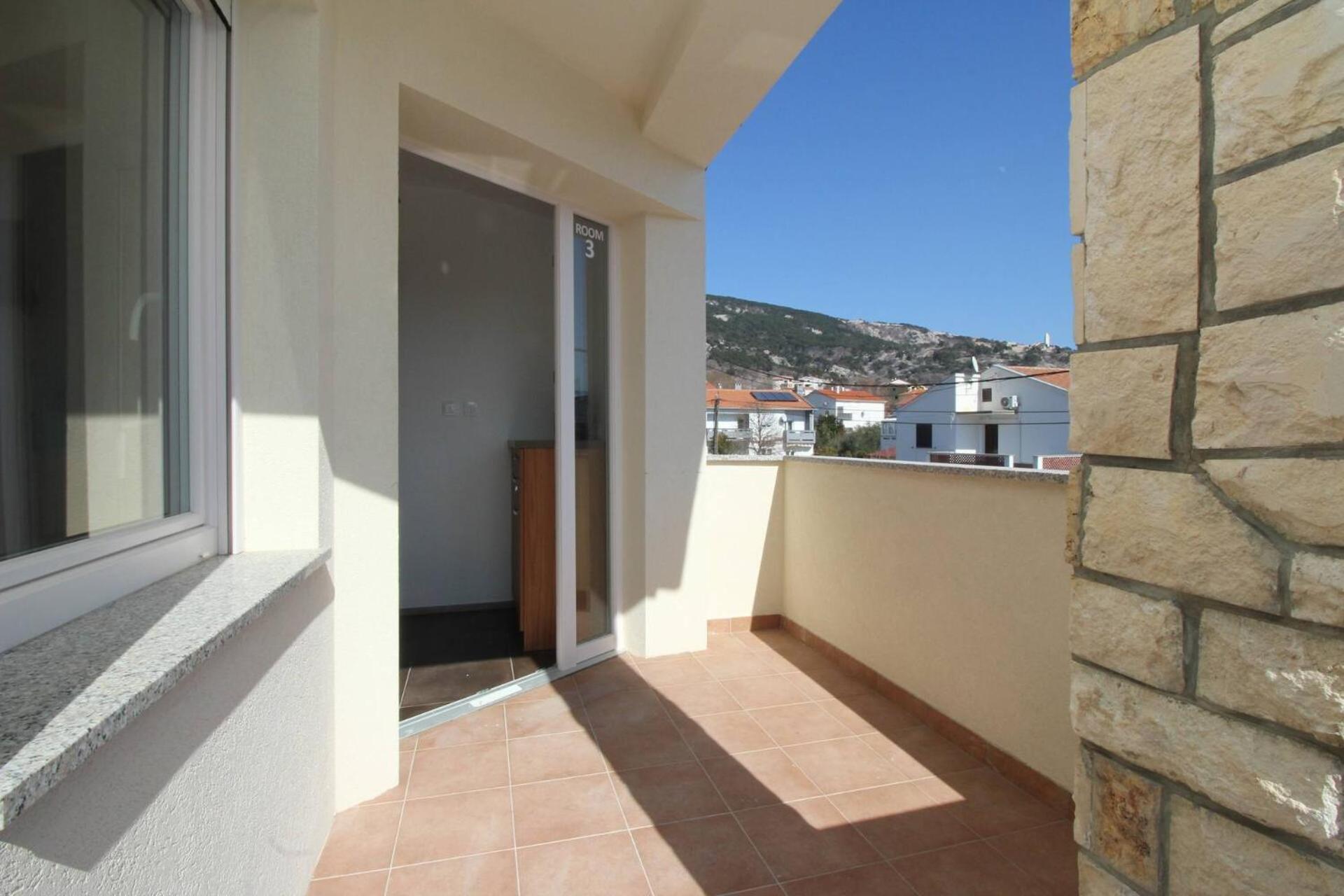 Apartments & Rooms Dekanic Baska  Exterior photo