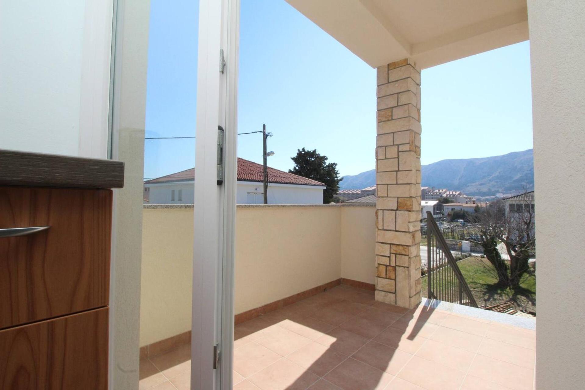 Apartments & Rooms Dekanic Baska  Exterior photo